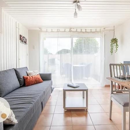 Holiday home Tranquiloue - Chez Nous - 8min Du Puydufou *