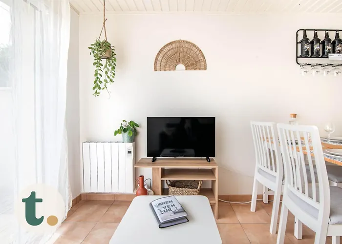 بيت للعطل Tranquiloue - Chez Nous - 8min Du Puydufou La Verrie